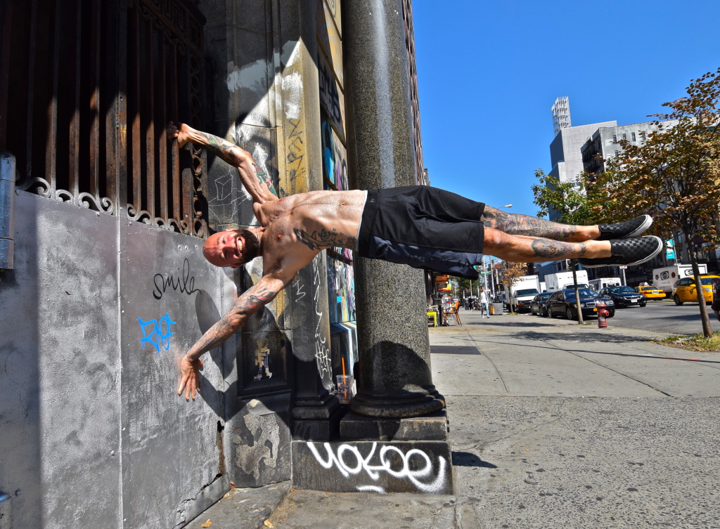 Al Kavadlo Human Flag